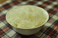 炊き立てごはん。新米の味