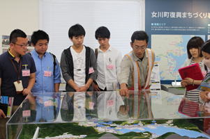 「復興まちづくり情報交流館」