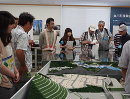 「復興まちづくり情報交流館」