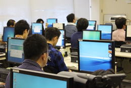 岩佐浩 講師（株式会社アイエスビー東北 システム開発部）