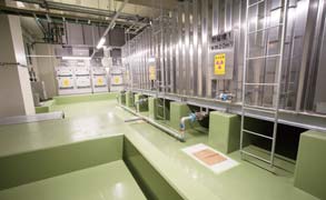 写真：放射性同位元素実験施設